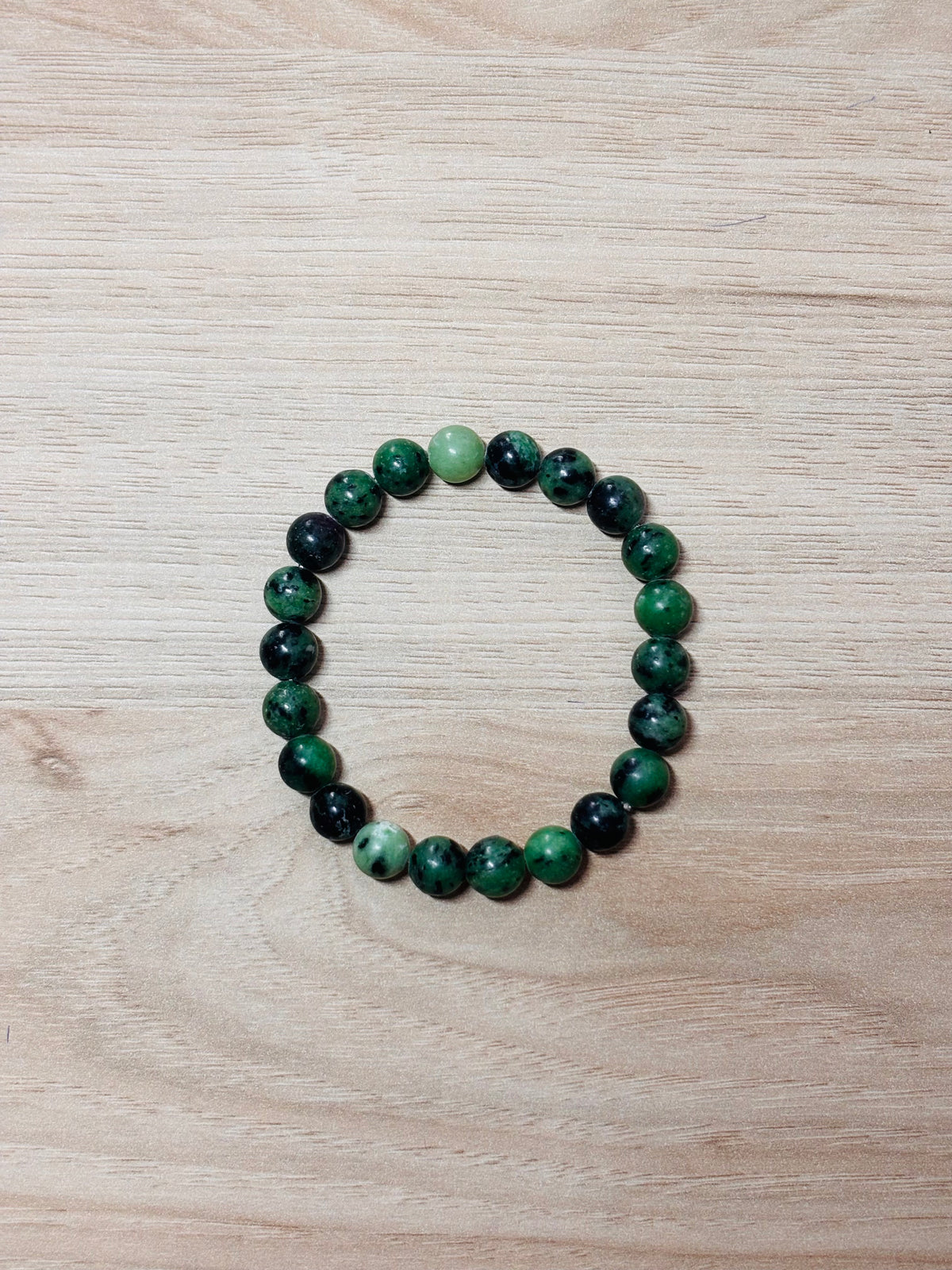 Bracelet en Rubis Zoïsite – Énergie, vitalité & harmonie